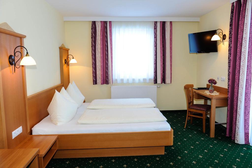 Hotel Posauner ซังคท์ไวท์ อิม โพเงา ภายนอก รูปภาพ